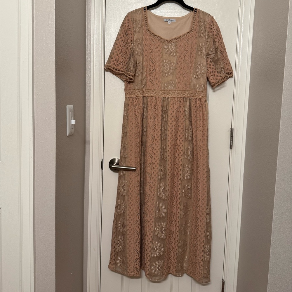 Baltic Born Polagram Lace Embellished Midi Dress Wedding Guest L Nude Tan NEW - Picture 3 of 6